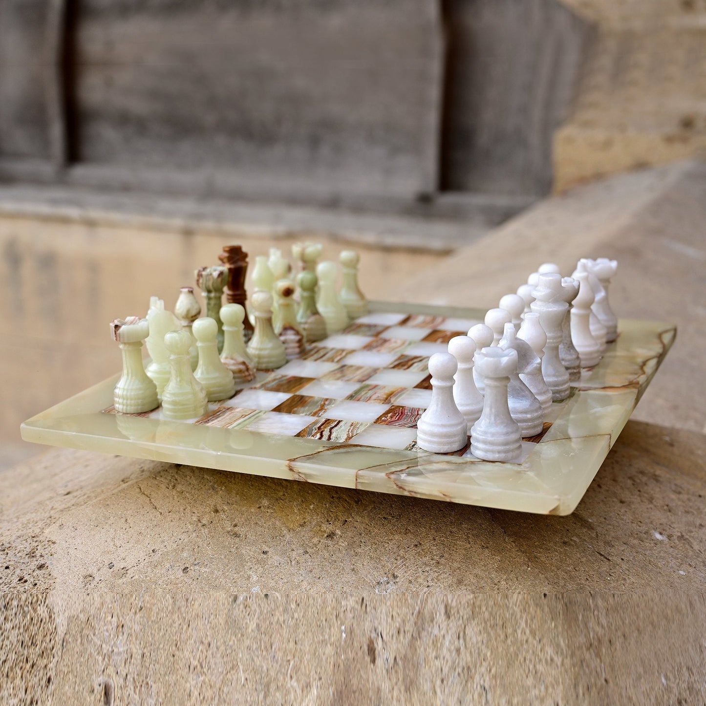 Green Onyx and White Elegant Chess Set 15 Inches